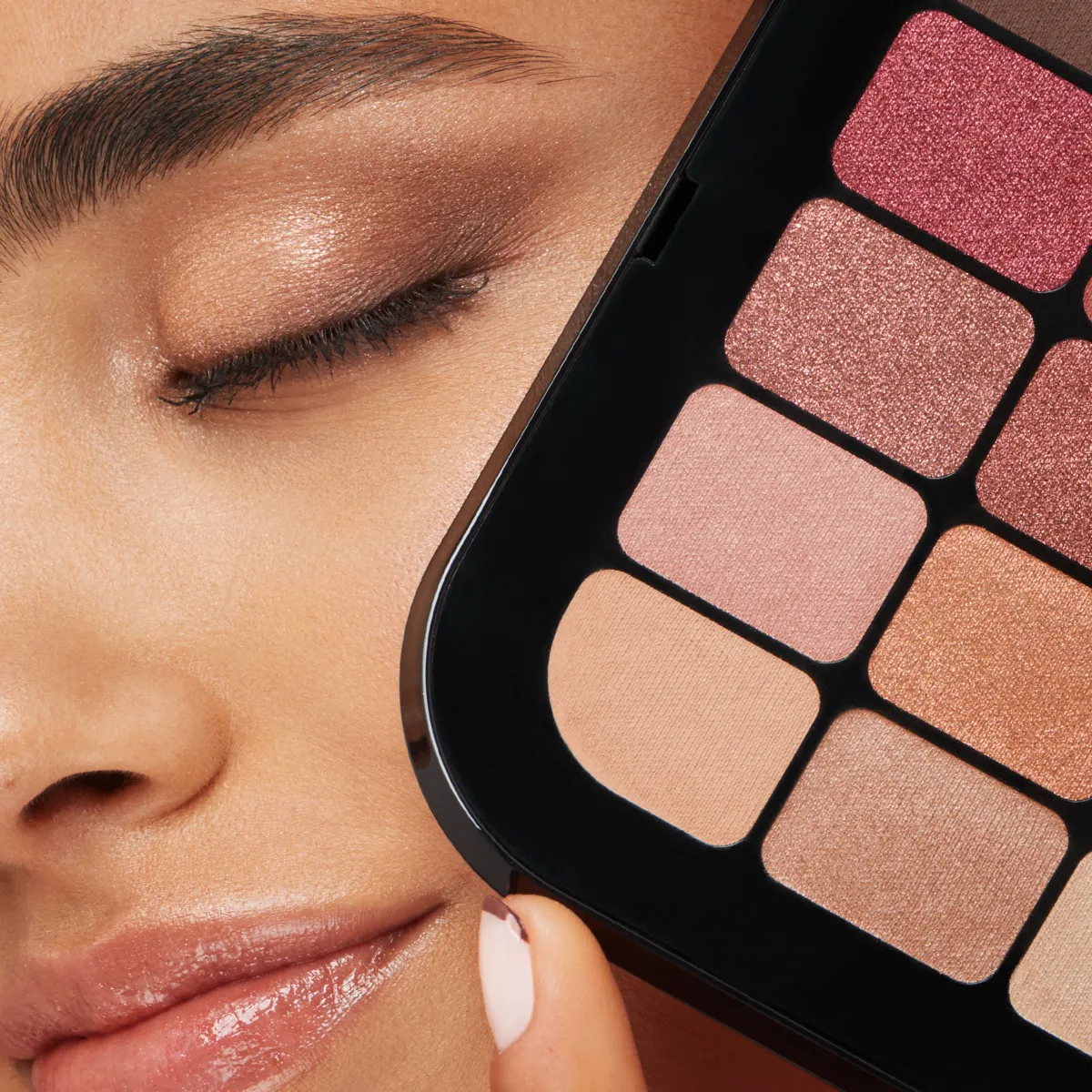 KIKO Milano Master Eyeshadow Palette 02 Touch Of Glamour - Image 4