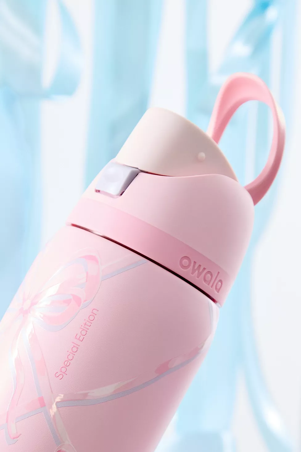 Owala UO Exclusive Sugar Plum Fairy FreeSip® 0.9L / 32oz Water Bottle - Image 4