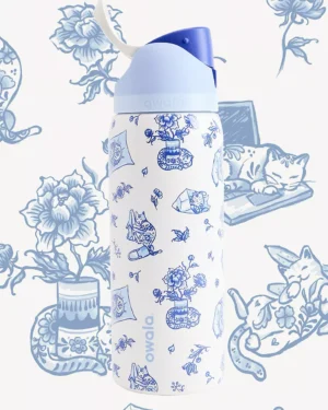 Owala UO Exclusive Delft Cat FreeSip® 0.9L / 32oz Water Bottle